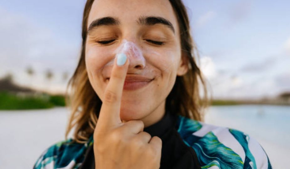 aplicar protector solar en nariz